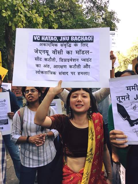 ShankarKumar_'s tweet photo. Thousand of students March to MHRD,
VC Hatao JNU Bachao!
#NotOurVC
#RollBackCompulsoryAttendance https://t.co/CkplDNEuIX