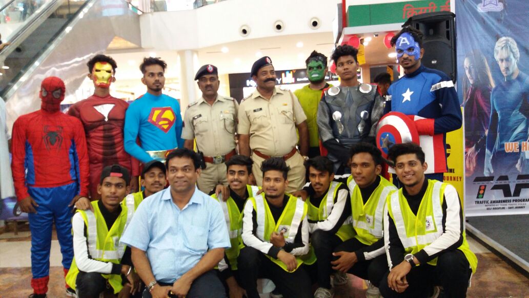 ठाणे पोलीस.. Thane Police tweet media
