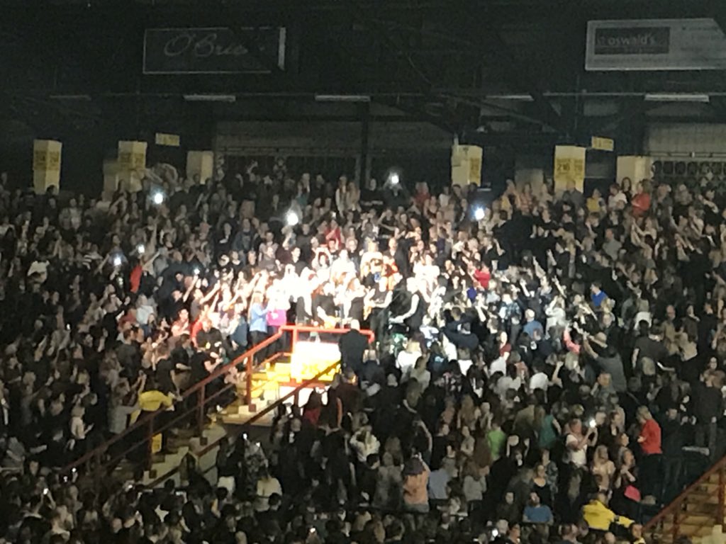 #TheScript #FreedomChildTour #newcastle #buskinginthecrowd they were awesome and <a href="/EllaEyre/">ella eyre</a> was fab great night til next time x