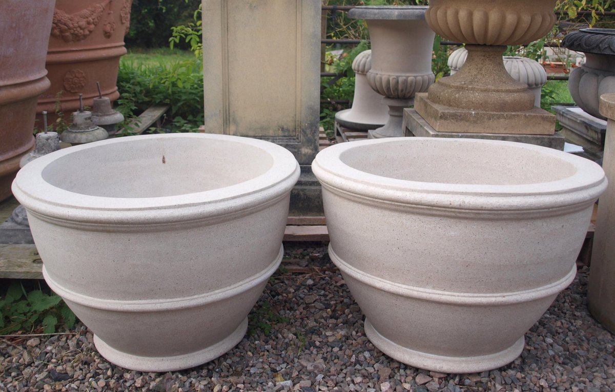 MudMountainUK's tweet photo. These delightful cast stone Italian style planters are a very pale grey in colour and measure in at 70cm x 48cm. Only one pair available #containergardening #gardendesign #largepots #italianstyle 
https://t.co/xf0sUKkrTN https://t.co/HHfXbF7egk