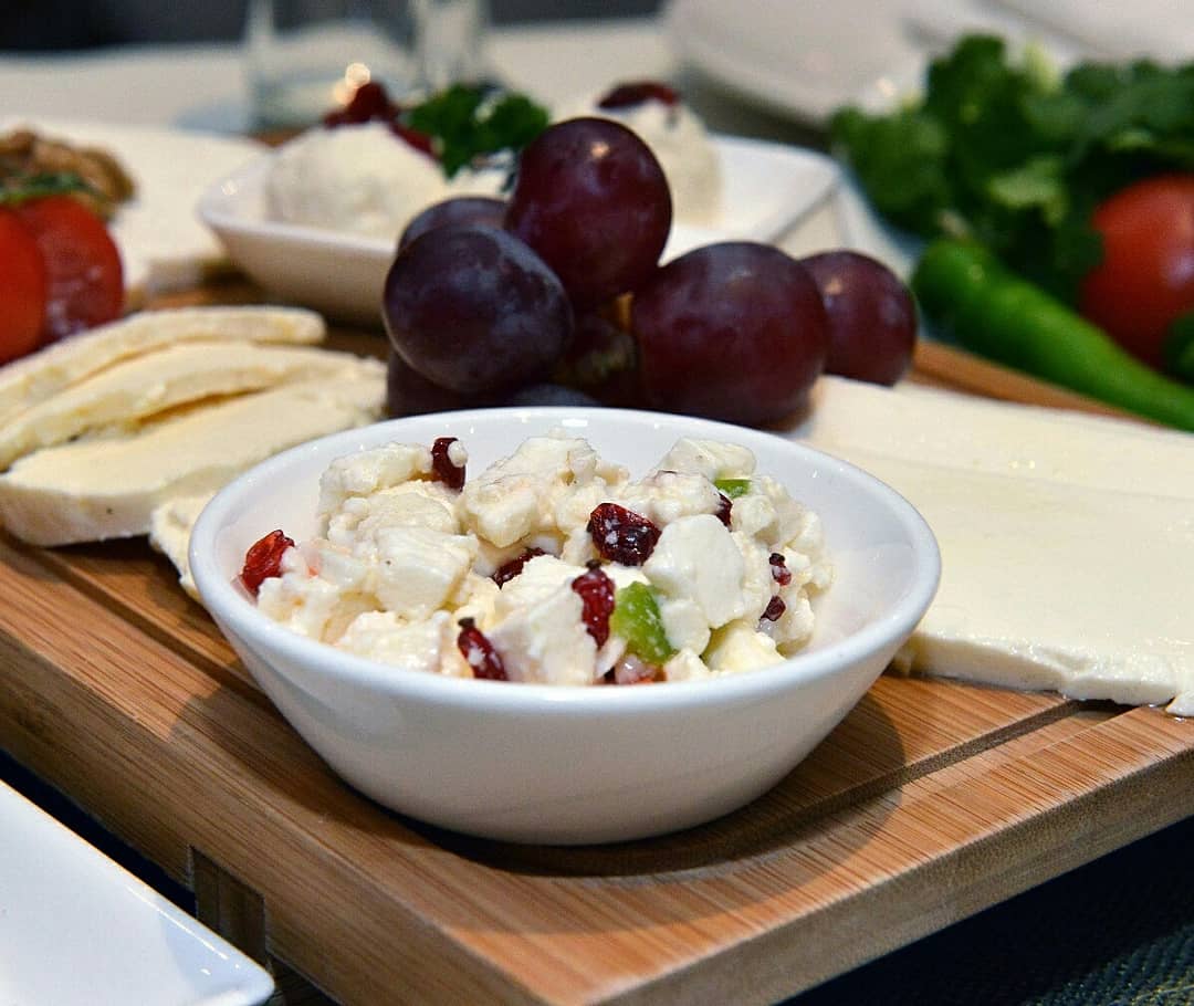 bakushopfest's tweet photo. 🇬🇧You'll adore the taste of the best national dishes of Azerbaijani cuisine!
#goshoppingbaku #bsf2017 #bakushoppingfestival #bakushopfest #bakushopfest2017 #baku #azerbaijan #shopping #travel #fun #discounts #taxfree https://t.co/AezBKXom58