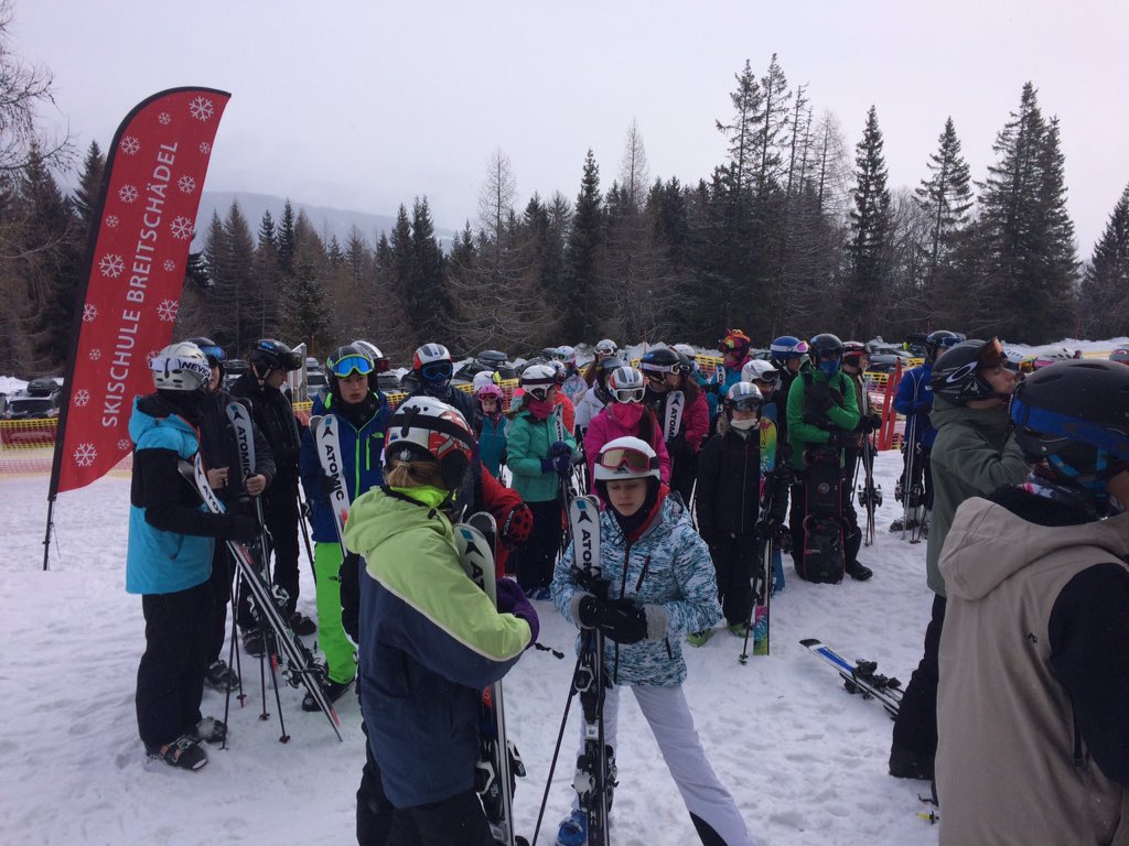yggsgio2018's tweet photo. Fanningberg. Eira dros nos -4 ⛷❄️#diwrnod3 https://t.co/6ru6SMxYbA