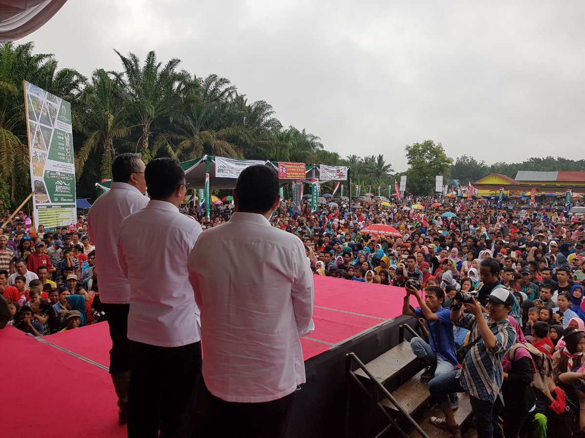 #ManfaatDanaDesa 
Selamat atas Peresmian Embung Desa Marga Baru Kec. Muara Lakitan Kab. Musi Rawas Prop #Sumsel
<a href="/jokowi/">Joko Widodo</a> 
<a href="/EkoSandjojo/">Eko P. Sandjojo</a> 
@fachrilabalado 
<a href="/anwsanusi/">Anwar Sanusi</a> 
<a href="/taufikmadjid71/">IG : taufik.madjid</a> 
<a href="/tppindonesia/">Pertepedesia</a>