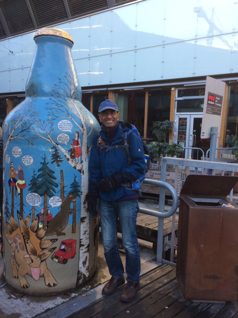 Travelnpack's tweet photo. #APartyDoesntEnd until I finish my drink.
Oslo https://t.co/KHELTuH93N