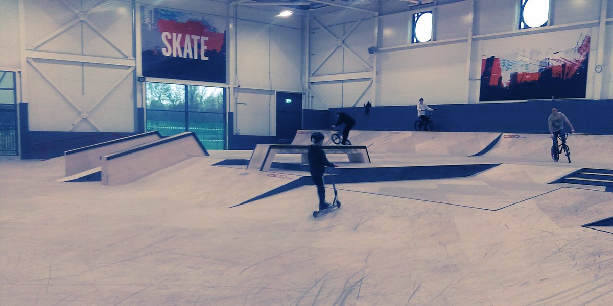 Great find.!.... Indoor #skatepark at Sutcliffe Park Sports Centre #Greenwich <a href="/Royal_Greenwich/">Royal Borough of Greenwich</a>