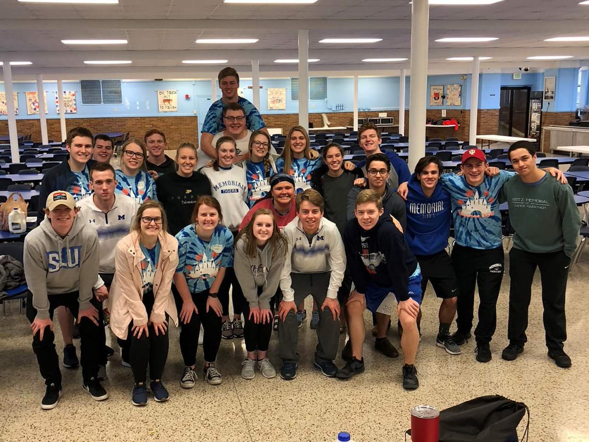 ReitzMemorial's tweet photo. Our partner school 7 & 8 graders spent this past weekend on campus for our annual Snowflake retreat, empowering teens to make informed decisions. The event was a huge success thanks to our great speakers, student leaders and volunteers!
#WeAreReitzMemorial #Snowflake2018 https://t.co/44lw4GAvTI