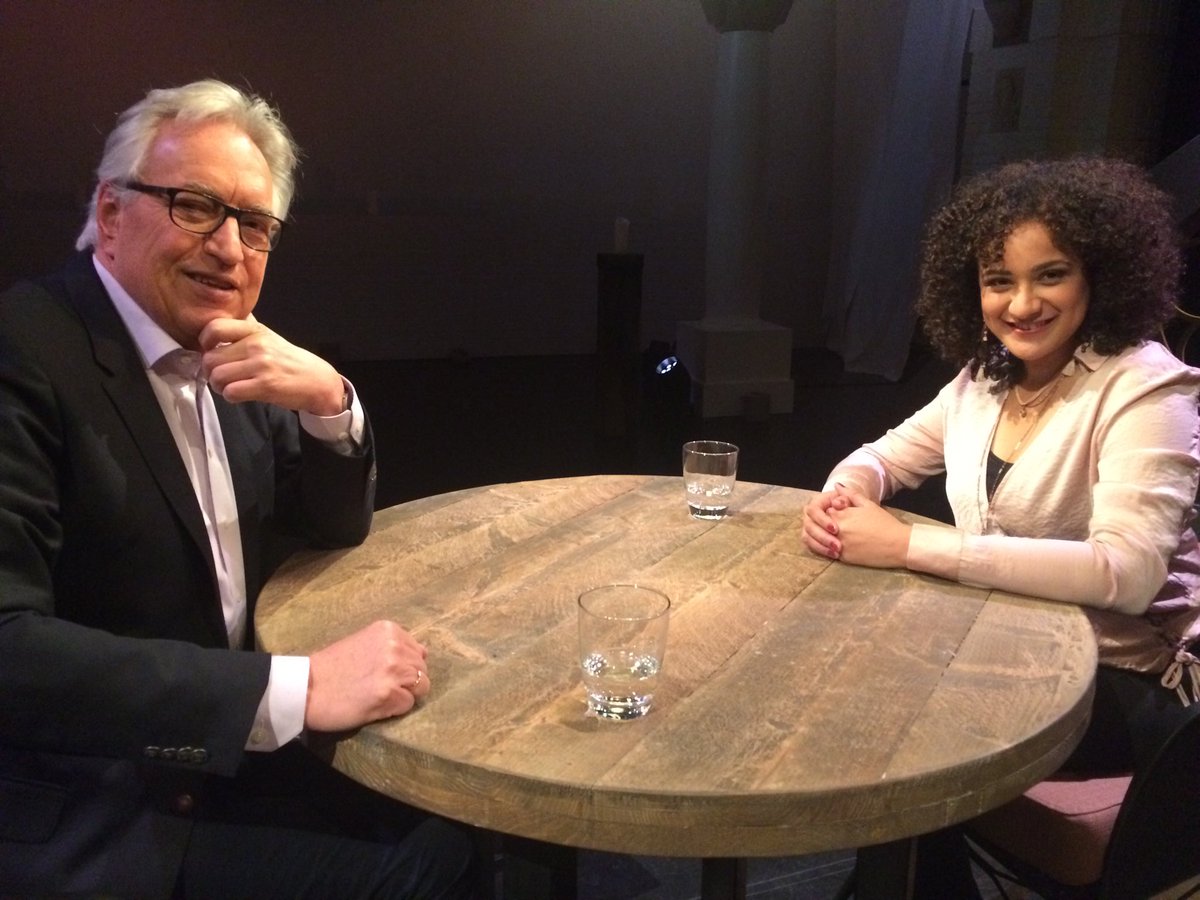 Ooit de eerste winnaar van X factor. Nu in serie geloofsgesprekken in #Andries: <a href="/SharonKips/">Sharon Kips</a>