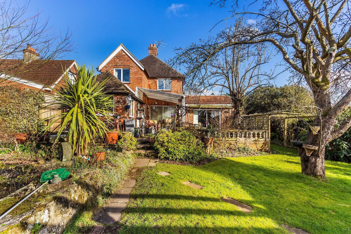 Surrey Estates tweet media