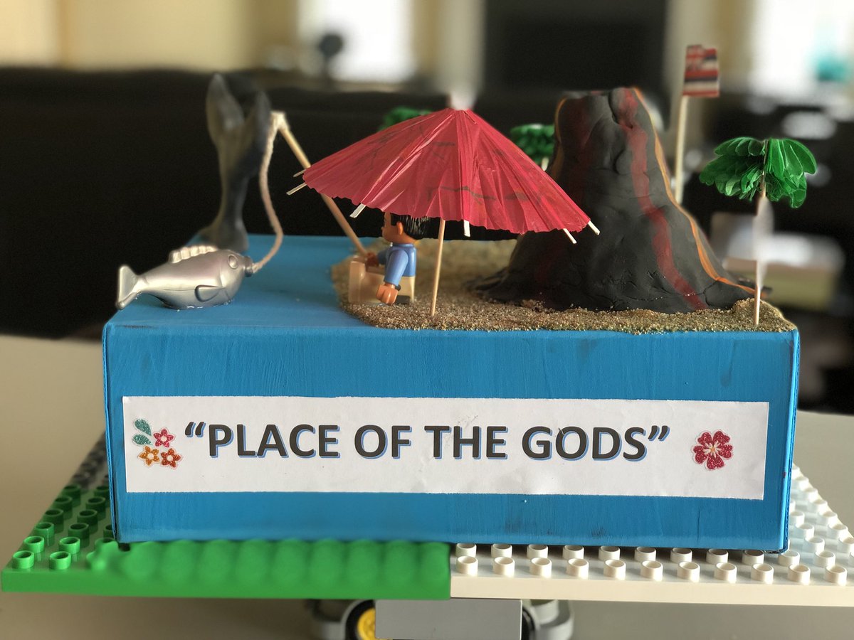 aka_Sallela's tweet photo. When @whaledonein4th says to make a parade float of a state with working wheels, you go big or go home! #realsand #sandeverywhere #BartlettCentral https://t.co/tR0dFC2LSp