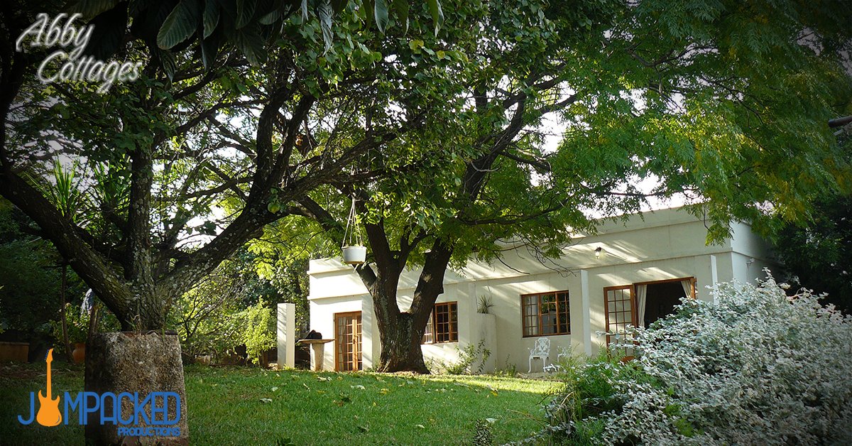 Such amazing people to work with! We want to give a massive shout-out to our accommodation sponsor, Abby Cottages! Hit that LIKE to say thanks to the team for housing Secrets! #SecretsSATour2018