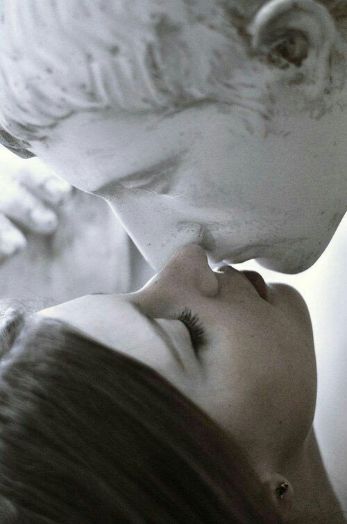 lirioinflamable's tweet image. ⸀ Tʀᴀᴍᴀ 1— Pᴇᴛʀɪғɪᴄᴀᴅᴏꜱ.」 

✑ twitlonger.com/show/n_1sqemg0…

Lɪʟʏ Eᴠᴀɴꜱ.