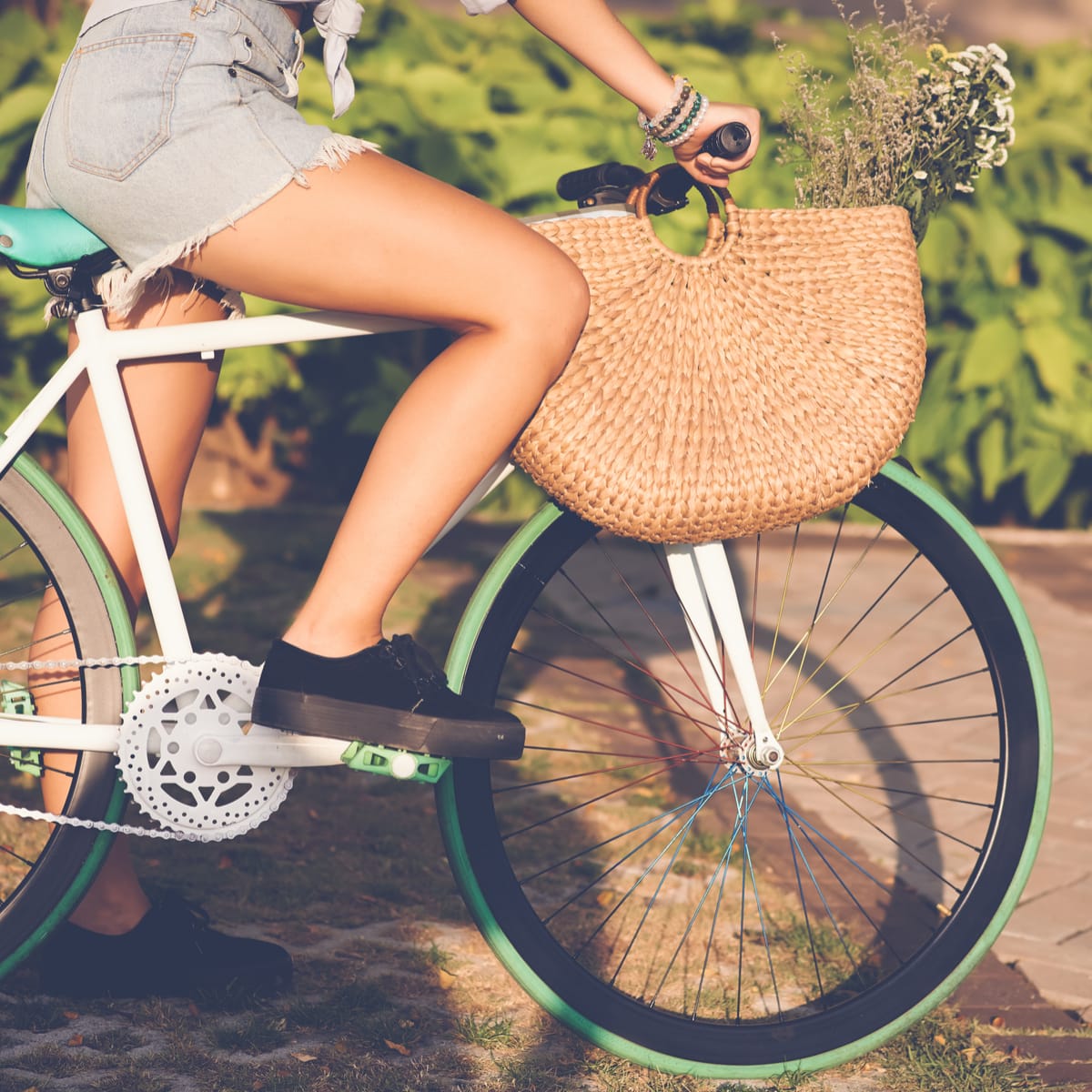 atlascredit's tweet photo. Life is like riding a bicycle, to keep your balance you must keep moving. -Albert Einstein https://t.co/N7iF07y1Hg