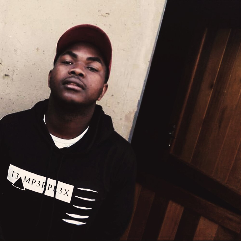 TBoz_Perplex's tweet photo. The Bwoy From 035
#Teamperplex https://t.co/DJY7rVyqFI
