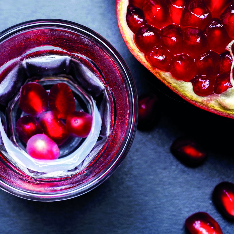 Il #melograno: simbolo di prosperità, ma anche l'ingrediente principe di uno speciale #cocktail fuori menu che potrete gustare solo venerdì 2 marzo al Caffè Alla Lettera!  vistaterra.it/it/calendario_…