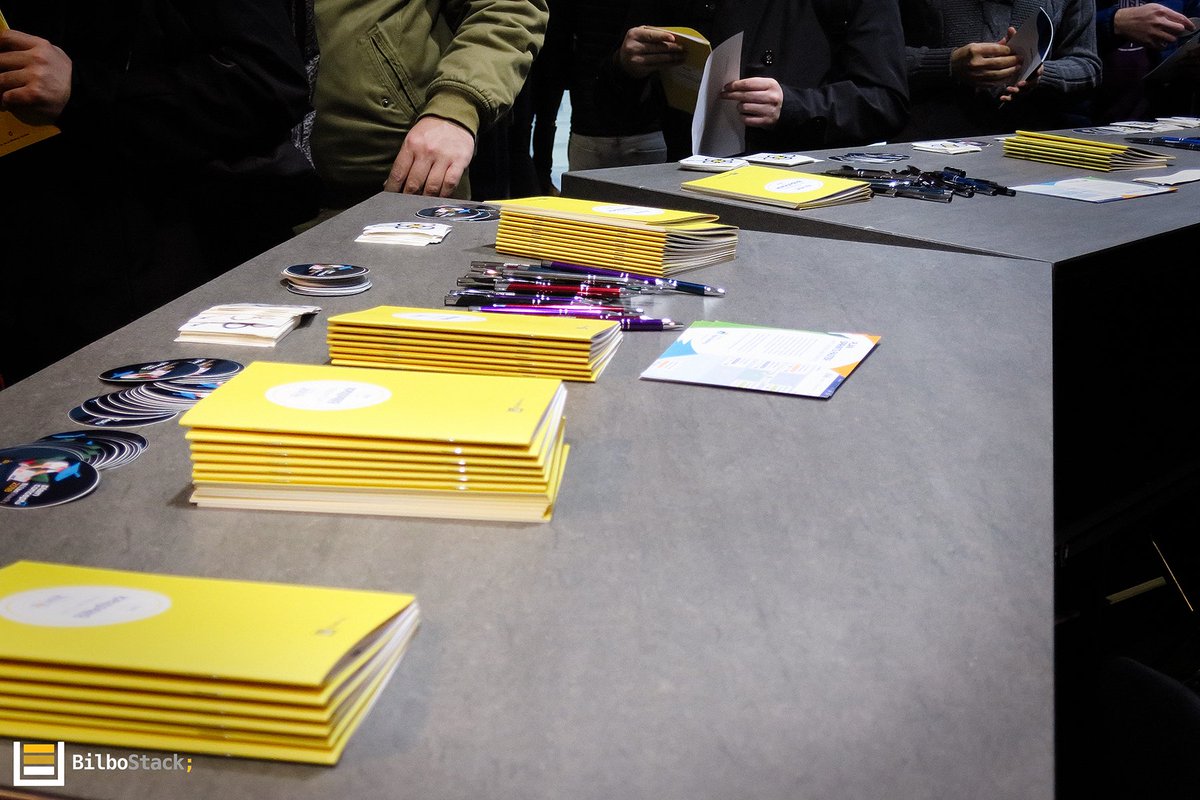 Grupo_init's tweet image. Si estuviste en #Bilbostack2018 te agradecemos muuuuuuucho 5 minutos para esta encuesta anónima sobre el merchandising "Cuaderno Bilbostack 2018": goo.gl/forms/ylBnYa3v… Queremos #aprender si te resultó útil, añadirías algo o prefieres otra cosa. ¡Gracias! 💪