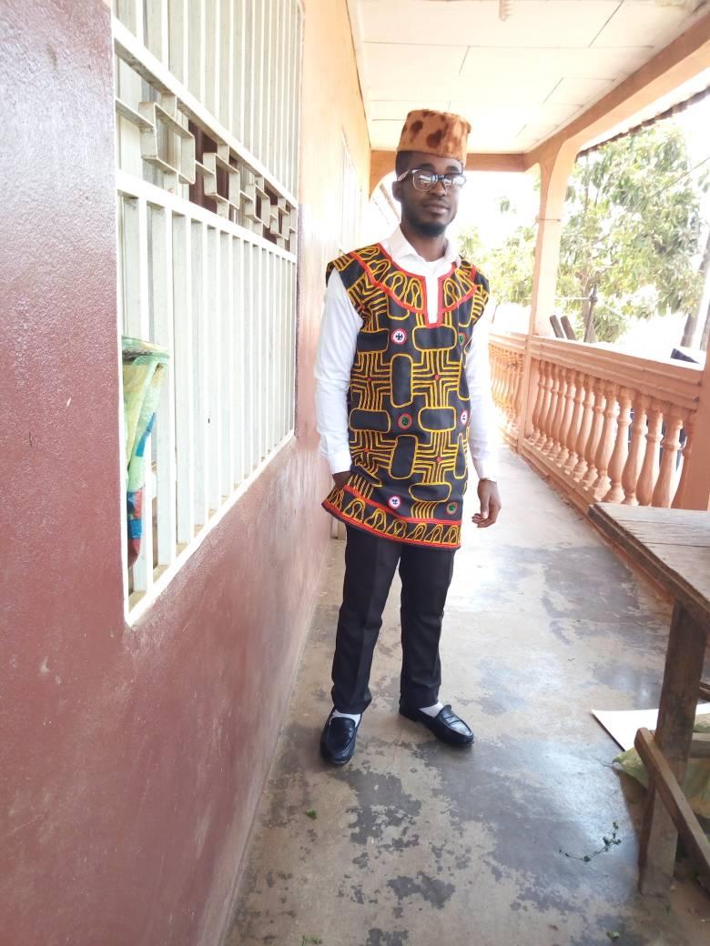 ShuyikaEdwin's tweet photo. Follow me on YouTube  Facebook @newphaseoffashion 
Like ...subscribe ..share n tweet 
Command ;677367377 https://t.co/NbXiGAqES3