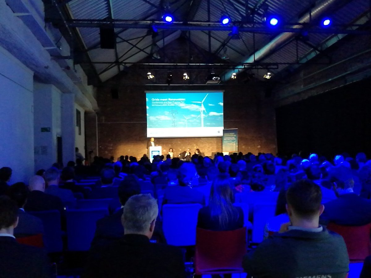 RenewablesGrid's tweet image. Thanks to @ENTSO_E and @laurentschmitt for making
#GmR18 a success. We agree that we are better if we work together