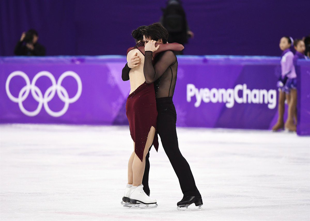 Tessa Virtue and Scott Moir win second Olympic ice dance gold: bit.ly/2ohRRsS https://t.co/G0OL4ERgHb