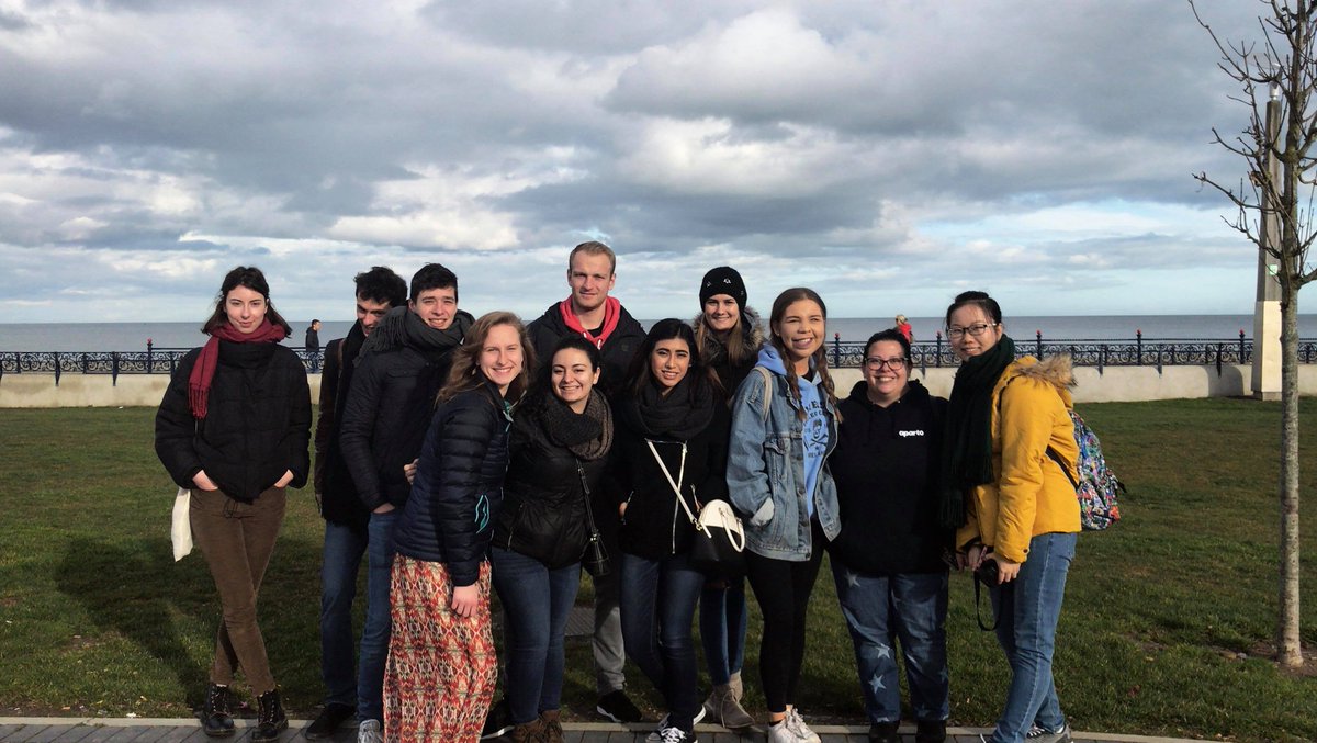 ApartoStudent's tweet image. Lovely weather for #BinaryHub Brey to Greystone walk on the weekend! #tb 😍