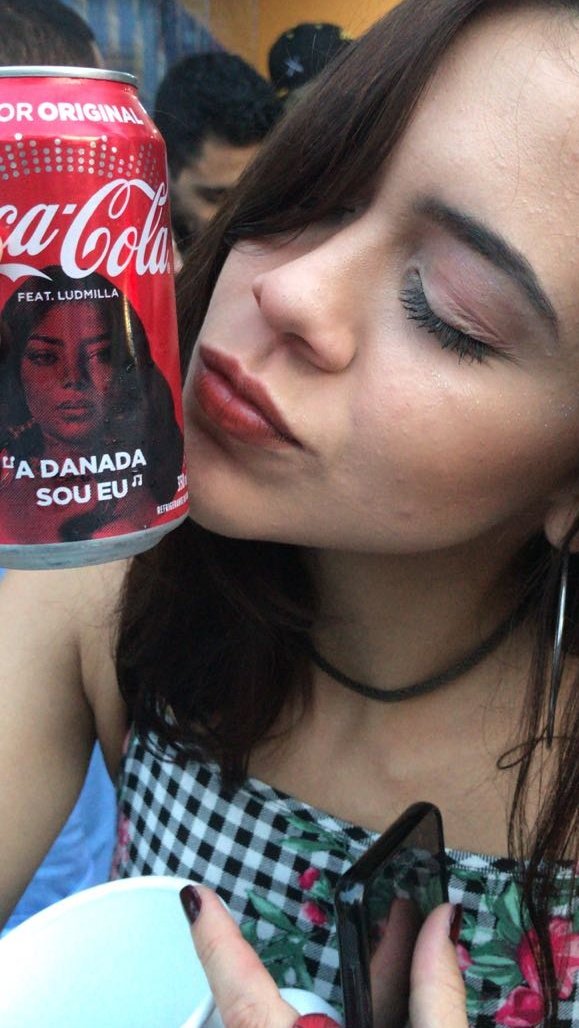 cigannaobliqua's tweet photo. minha unica foto de ontem HAHAHAHAHAHAHAHA
#adanadasoueu #desculpaqualquercoisa #alguemnarebordoseai https://t.co/hyVd1wOgrx