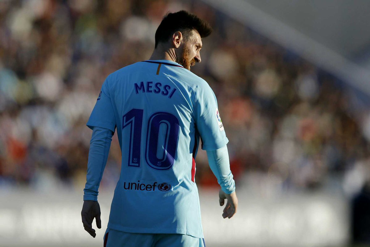 rEaLrEezY7's tweet photo. @ChampionsLeague @BesiktasEnglish @FCBayernEN @SevillaFC_ENG @ManUtd @ChelseaFC @FCBarcelona @FCShakhtar_eng @ASRomaEN The man who  wil who chealsea has to fear 
#10
#leo
#willscore
#bless https://t.co/JnRJuY42iL