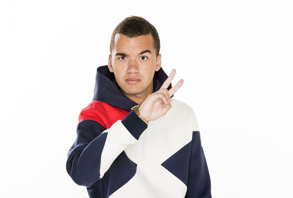 marius_loisel's tweet photo. Askip Oli dans 10 ans il est gardien de foot 
@bigfloetoli @BenitezQAC https://t.co/DBUdzgxl2j