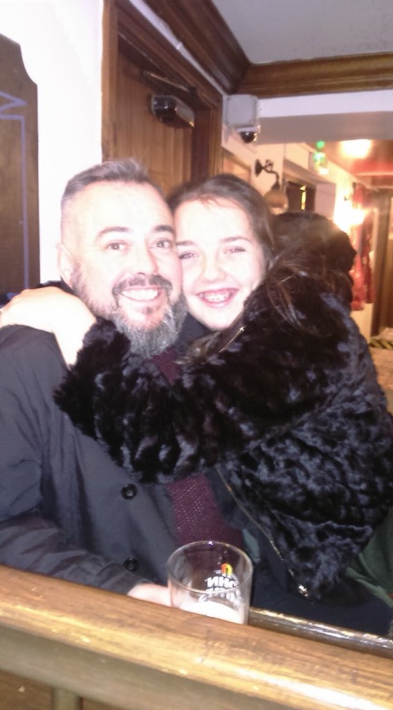 alysanniex's tweet photo. Happy birthday dad!! Getting old now😂 love you❤️ @dewimarshhughes https://t.co/K30GuLqH5O