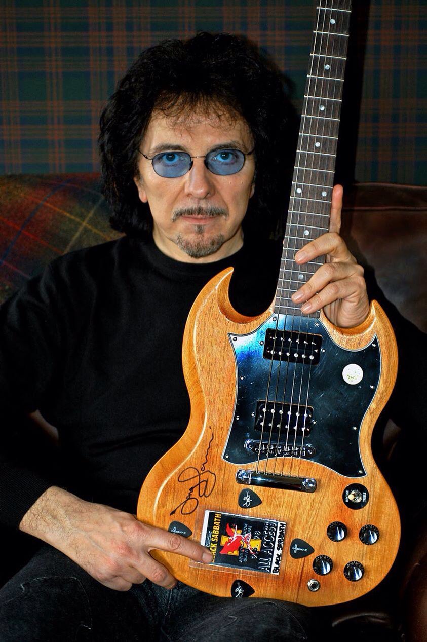  Happy Birthday, Tony Iommi!      