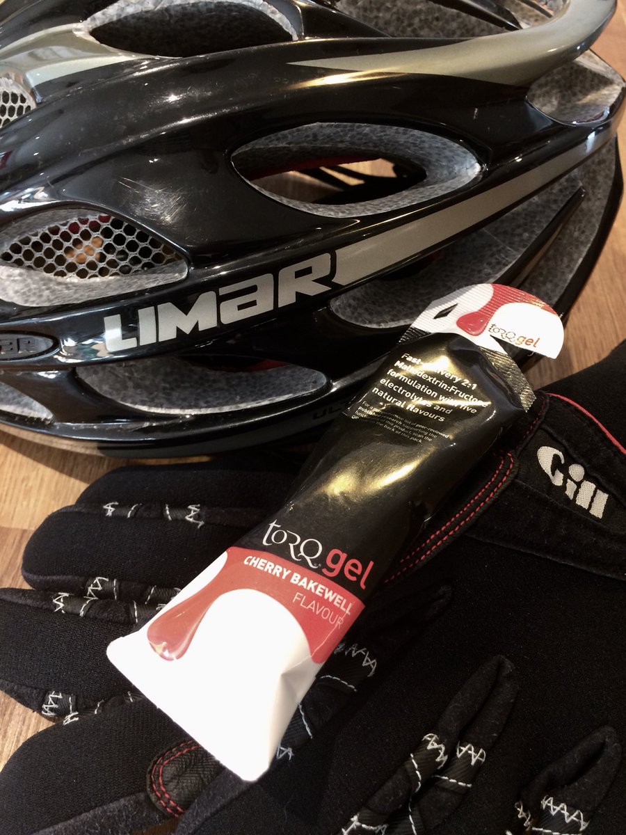 No need for a cafe stop on today’s ride then! #genius #yum #TORQFuelled #EnergyGels #CherryBakewell @TORQfitness