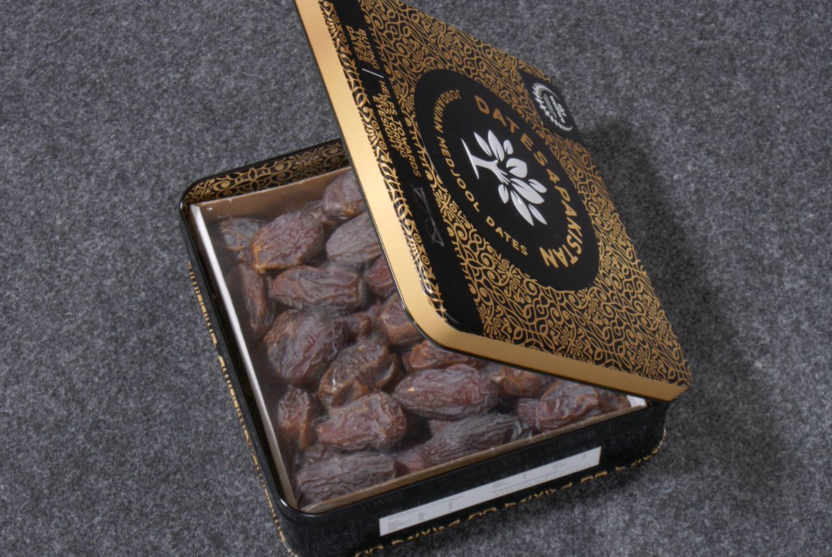 TheDatesProject's tweet photo. The Date Project only choose the finest ethically sourced Jordanian Dates and these are hand packed by Syrian refugees inside Jordan.
#Dates #Refugees #Pakistan #Dates4Pakistan #Thedateproject #Eyes #Food #ethical #Jordan #Medjool #Bread https://t.co/8S7532bitt