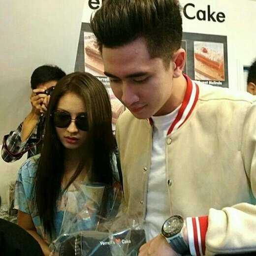 Best couple TerGemesh TerRomantis <a href="/15natashawilona/">Natasha Wilona</a> <a href="/BramastaVerrell/">Verrell Bramasta</a> sukses buat usahanya dan Film terbarunya ya wil