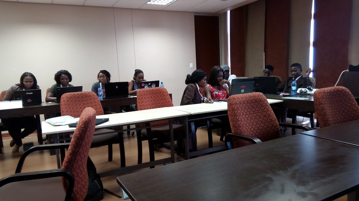 amakarudze's tweet image. Enjoying coaching @DjangoGirlsWIN @PyConNA. Am super thrilled and impressed that we have @pynamscholars coach and #PyConNA organizer, a high school student who is @djangogirls alumni! Wow 👏💝🎉🎊!!!