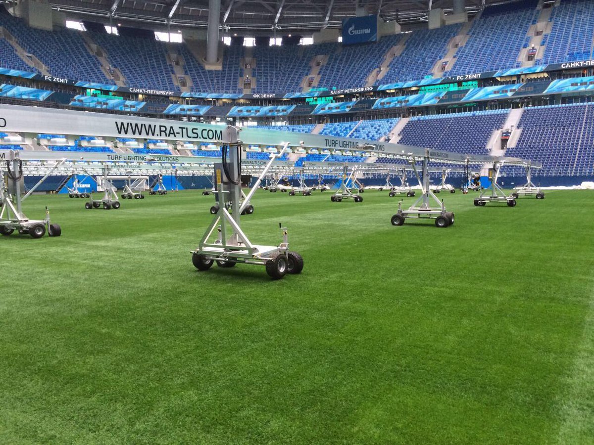 Kosta and the team doing a great job preparing for the Zenit v Celtic game. Roof still closed, grass grown in entirely artificial conditions now since mid January.