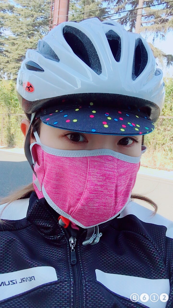 東塚菜実子 今日はいい天気だったので早速サイクルキャップと花粉症 寒さ対策のフェイスマスク着用でサイクリング 怪しいですか 笑 ロードバイク T Co Bqstfbzyc3 Twitter