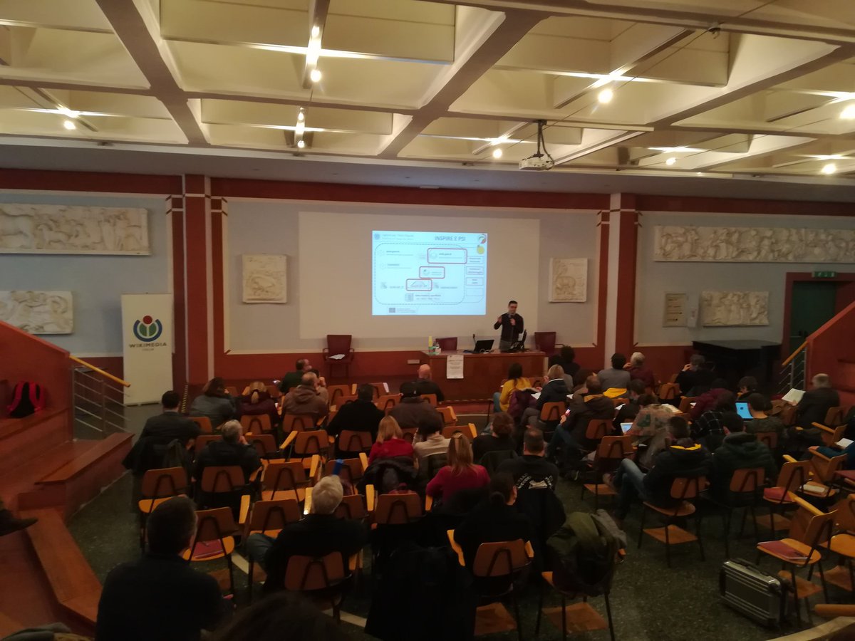 MasterGIS_Droni's tweet image. I nuovi strumenti di @AgidGov per l&apos;interolerabilità dell&apos;inormazione geografica: RNDT 2.0 e il Sistema di Registri.
@MasterGIS_Droni @MassDeMarchi #FOSS4GIT #Roma #20febbraio