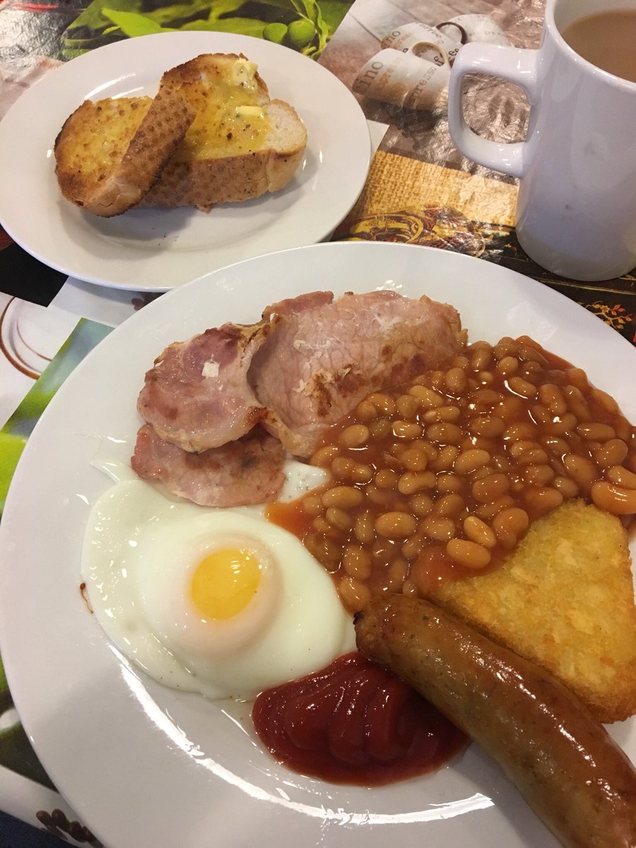 loopy_lou_81's tweet image. Just had the most amazing English breakfast #fullup #konchskafe