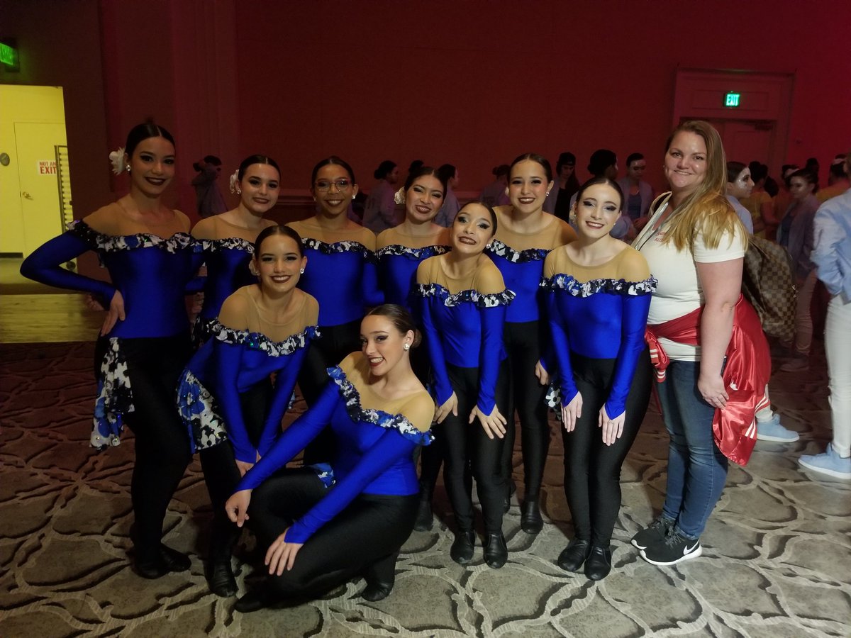 vmonteschilds's tweet photo. Incredibly proud of these girls! Hands down one of the toughest groups I've worked with. Great competition. Congrats! ▪2nd in V Kick ▪2nd in V TP ▪2nd in JV Kick #OurJourney #DTUnationals #Gablettes #wearetheG https://t.co/XNaEsNRsKA