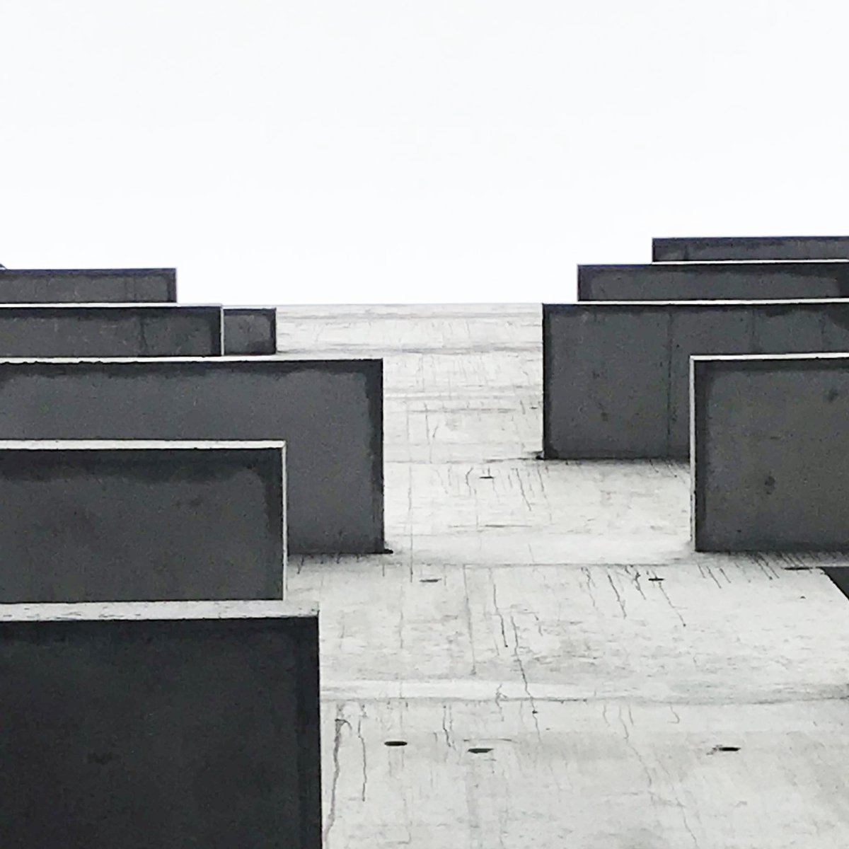 PARCArchi's tweet photo. Balconies. 
 Vitry-sur-Seine, Chantier en cours. 
 #balconies #concrete #ongoingconstruction #architecture #concretelovers #parcarchitectes https://t.co/cjzNm71Un2