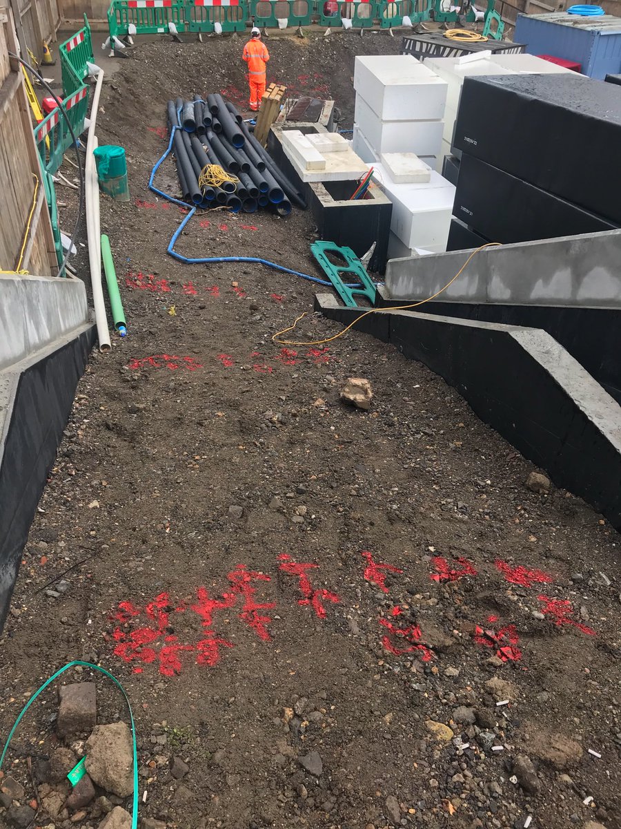 SVSLtdRugby's tweet photo. 8 individual ducts located and mapped now on to the next section #asbuiltdrawing @SVSLtdRugby https://t.co/39aQ2dkF07