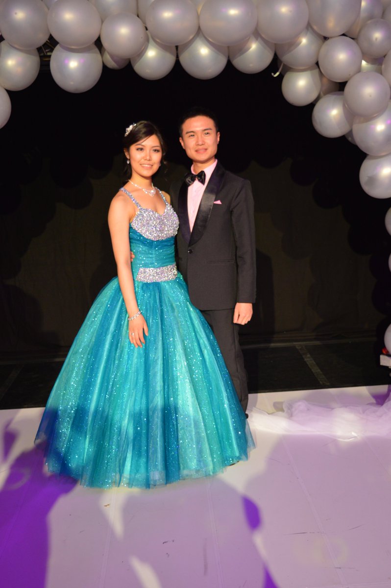 AkaiXStarXCon's tweet photo. My sister Miyu's Wanhojentanssit! The day she was a princess! #Wanhat #Wanhat2018 #Wanhojentanssit #Wanhojentanssit2018 #Prince #Princess #Celebration #Party #Dance https://t.co/0AN2iWNfiX