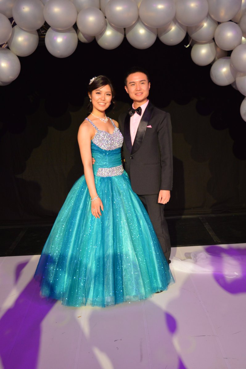 AkaiXStarXCon's tweet photo. My sister Miyu's Wanhojentanssit! The day she was a princess! #Wanhat #Wanhat2018 #Wanhojentanssit #Wanhojentanssit2018 #Prince #Princess #Celebration #Party #Dance https://t.co/0AN2iWNfiX