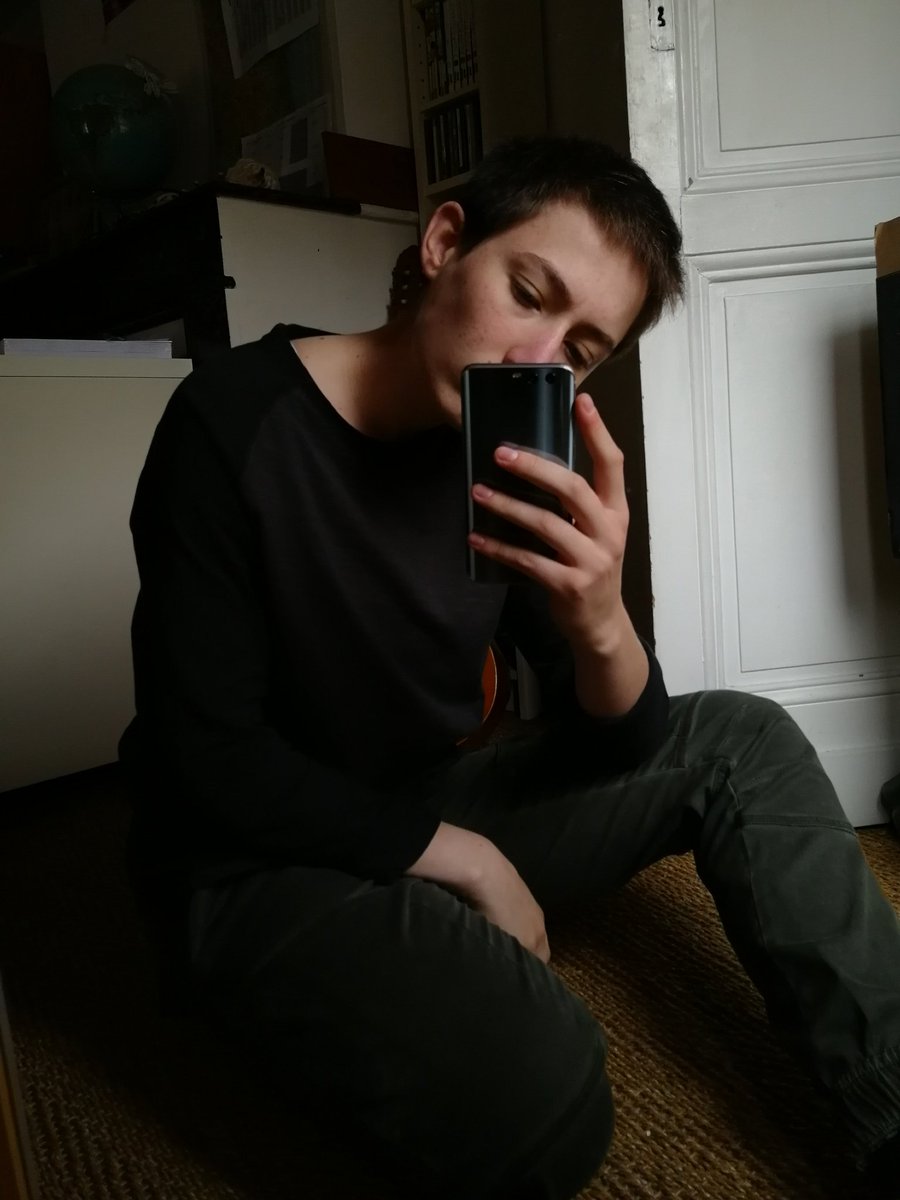 _cheapskates's tweet image. ayoooo #NonBinaryBabes