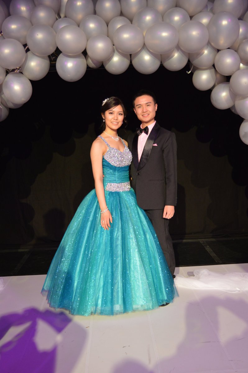 AkaiXStarXCon's tweet photo. My sister Miyu's Wanhojentanssit! The day she was a princess! #Wanhat #Wanhat2018 #Wanhojentanssit #Wanhojentanssit2018 #Prince #Princess #Celebration #Party #Dance https://t.co/q4z6LJwguV
