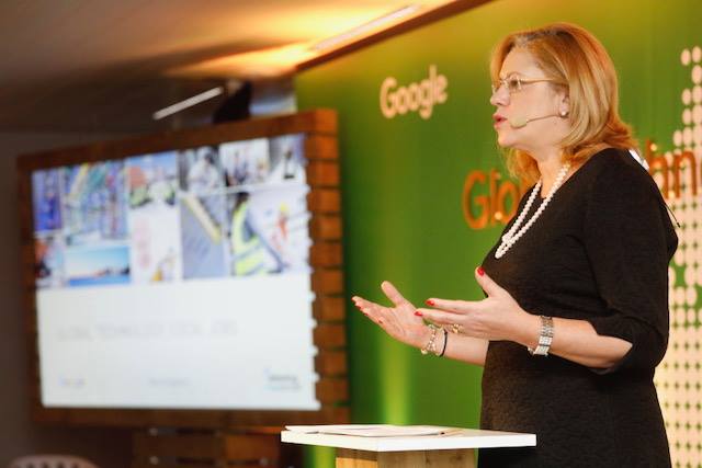 CorinaCretuEU's tweet photo. "#CohesionPolicy turns #HighTech into job opportunities for all".
My speech at @Google in Brussels this morning/  https://t.co/G9rCbINDS5 https://t.co/SC0ZZDUcMg