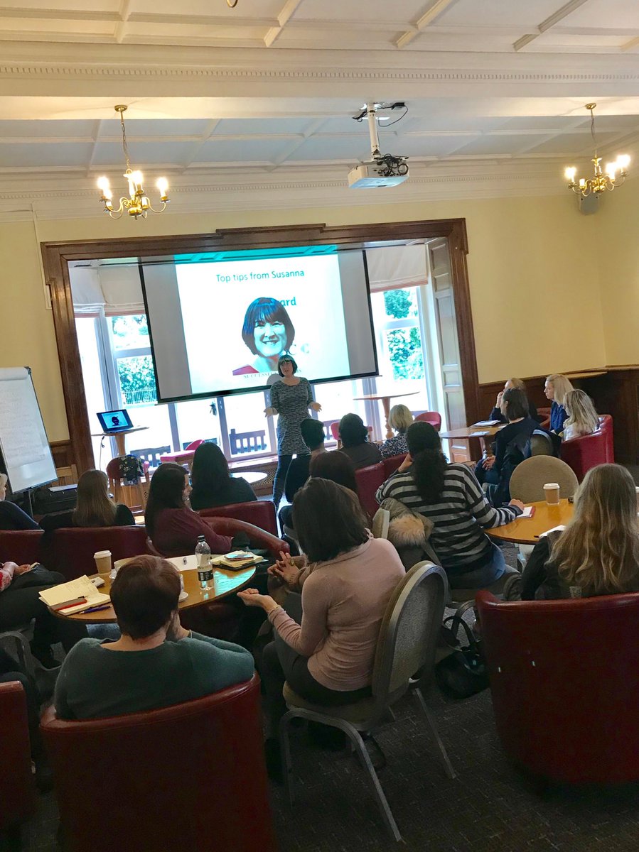 Fantastic talk from @SusannaOneFile about her experience of a working mum at our Taster Session <a href="/EevtSteve/">EEVT</a> #beckbromfl #onefile