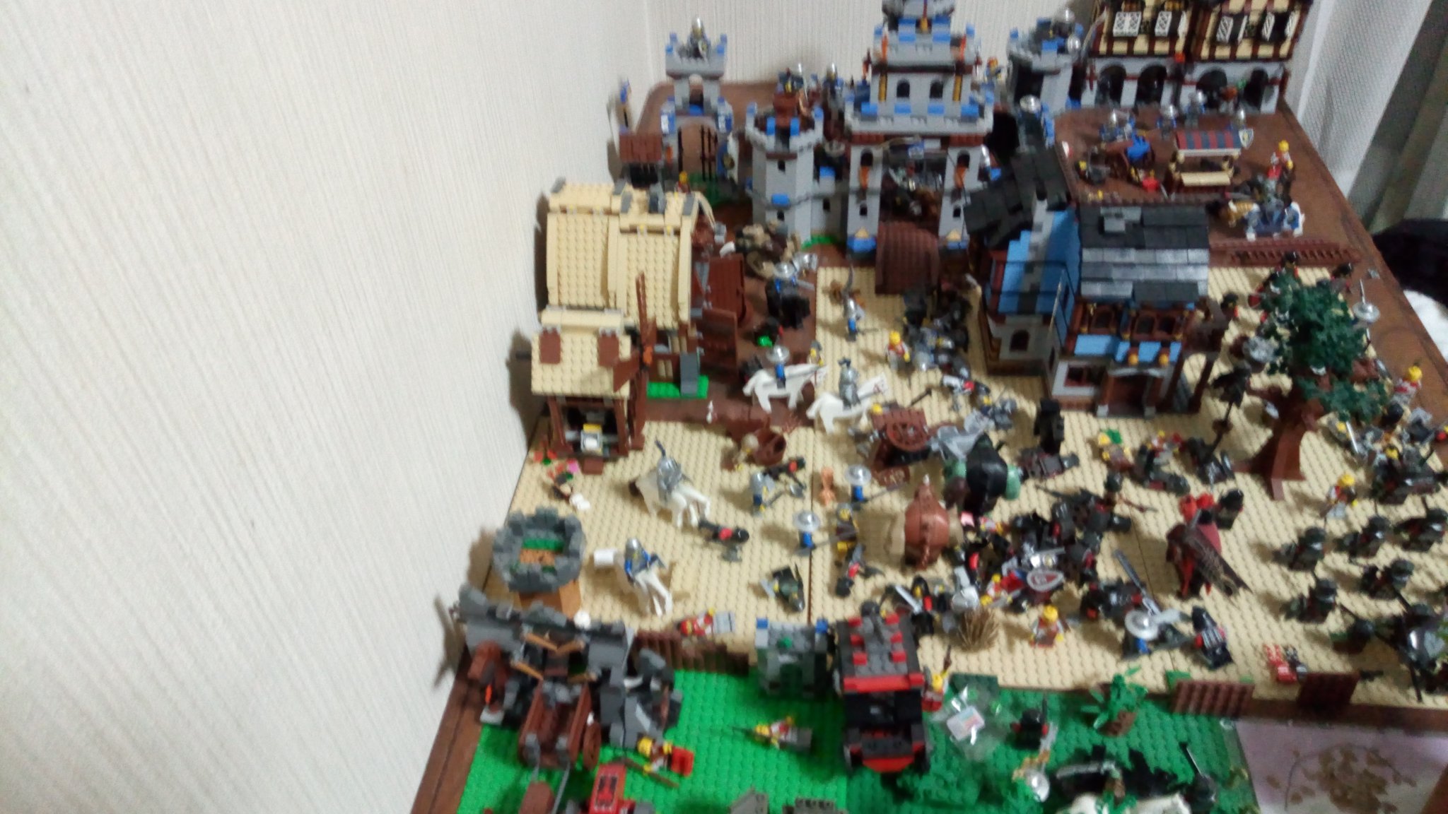 ゾンビハンター Sur Twitter 新ジさん この前お人形遊びしたいってツイートしたか思いますが レゴいいですよ 私はスターウォーズとお城シリーズの奴を集めてますが ストラテジー好きな方にはオススメです