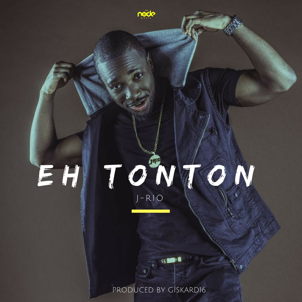 Un grand ce n'est pas un petit 
Un tonton ce n'est pas un neveu 

#EhTonton disponible ce 23 Février.