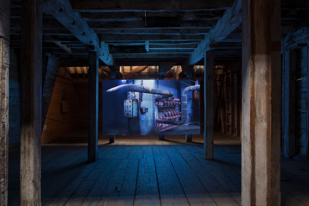 FilmVidUmbrella's tweet photo. Here's #DesireMachineCollective's contemporary artwork 'Residue' projected inside a grade 1 listed building - where there's a will, there's a way! Get in touch for exhibition #kithire and advice https://t.co/4ZFi9oGCr5 https://t.co/DotwWmUqIP