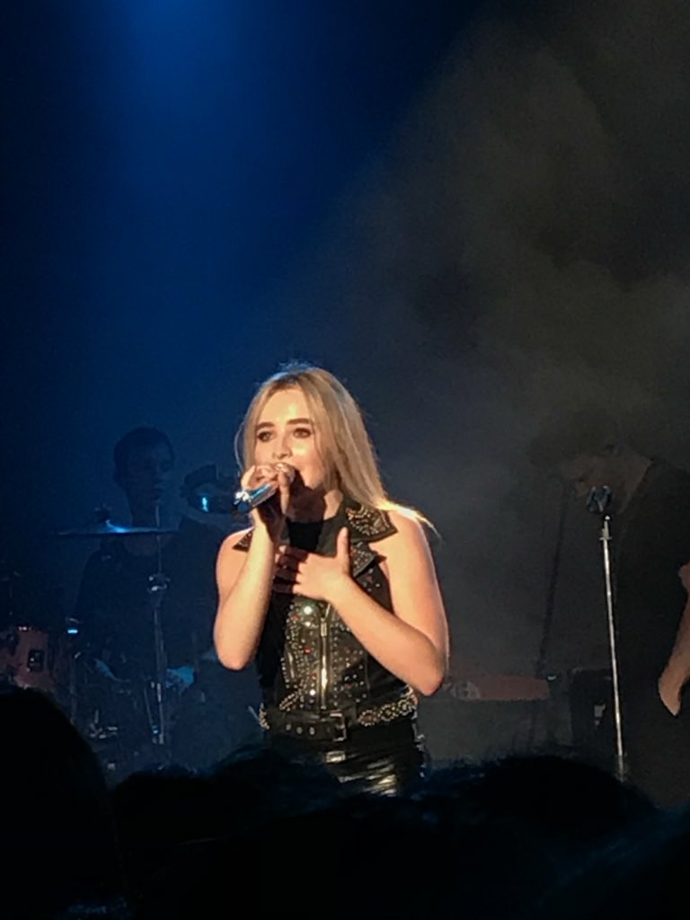 FLOWERONEE's tweet photo. Thank you for amazing memories in Nagoya!
Always Love!!
本当に楽しかったです。出てきた瞬間ガチ泣きしました。
@SabrinaAnnLynn https://t.co/jWftaIzTCs