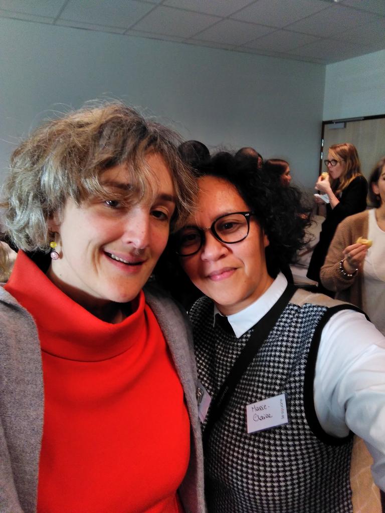 nathaliecoutard's tweet photo. Belle rencontre IRL au #SquareEvent avec @MarieTchin ❣️ #énergie #communaute https://t.co/HxUU3gN0je